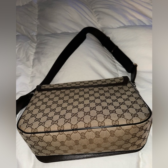 LARGE Gucci GG Canvas Flap Messenger Bag - Picture 6 of 8